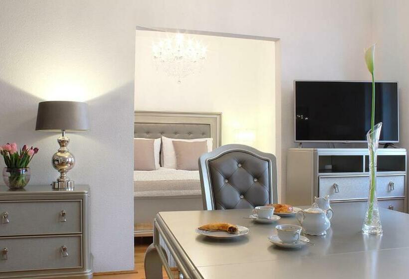 Апартаменты 1 Спальня, Milford Suites Budapest
