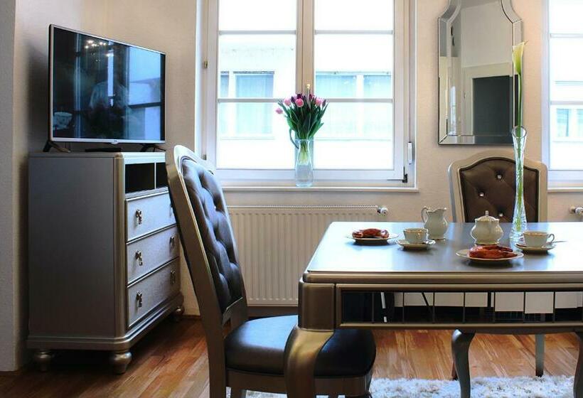Апартаменты 1 Спальня, Milford Suites Budapest