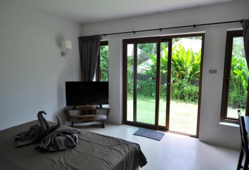 Вилла 3 Спальни, Serenity Resort Koh Chang