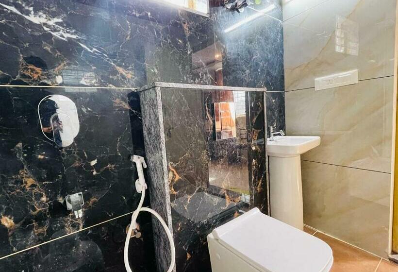 디럭스 룸, Staymaker Yashaswini Residency