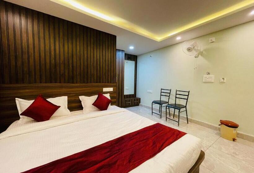 디럭스 룸, Staymaker Yashaswini Residency