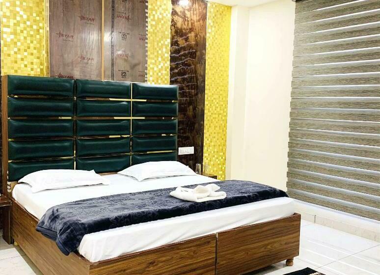 Номер Deluxe, The R Motel Phagwara City    Full Privacy & Security    Family,corporate,couples Favorite