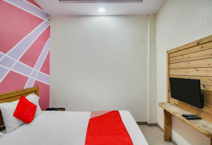Трехместный Номер Классика, Oyo Flagship Hotel Unique Inn
