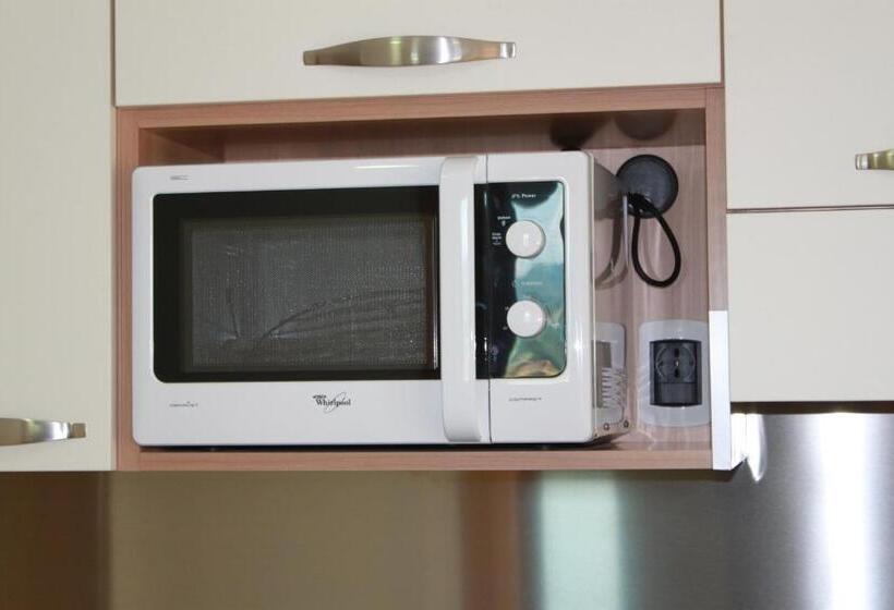 Студио Стандарт с Балконом, Residence Ada