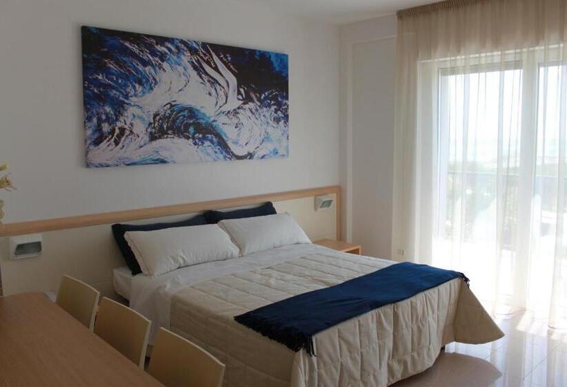 Номер Стандарт с Балконом, Residence Ada