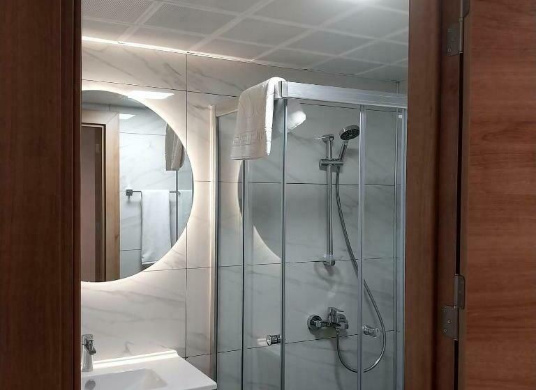 اتاق استاندارد سه نفره, Dab Hotel Ulus