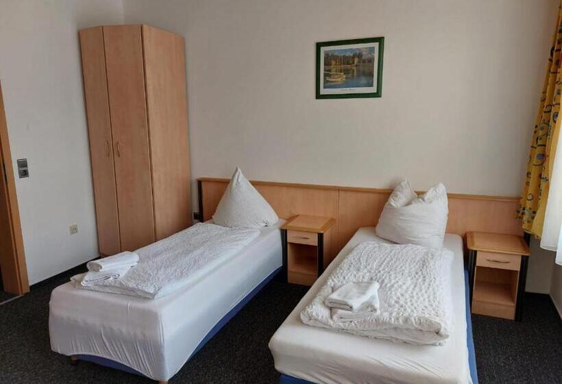 基本三人间, Gästezimmer Gasthof Becker