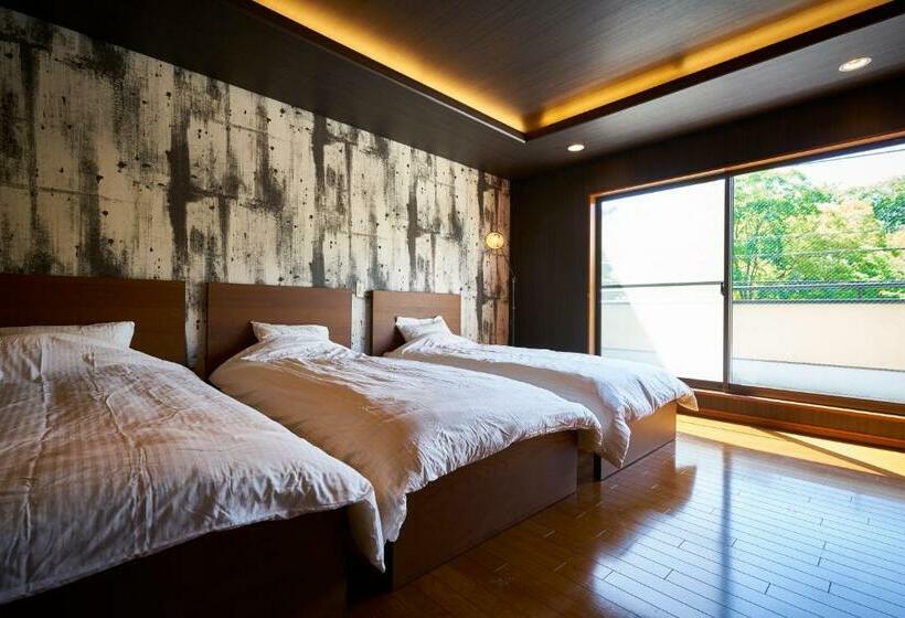 Четырехместный Номер Deluxe, Guesthouse Nijo Fukurotei