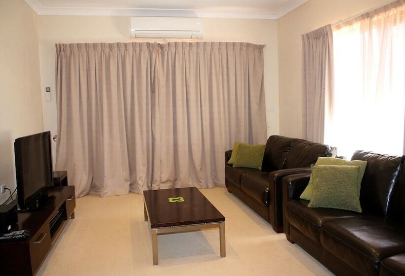 Апартаменты Superior 2 Спальни, Big4 Stuart Range Outback Resort
