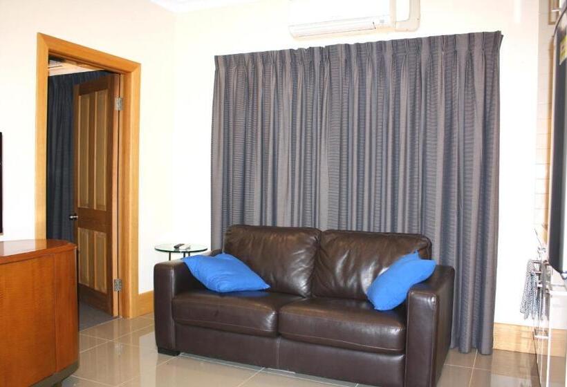 Апартаменты Ejecutiva 2 Спальни, Big4 Stuart Range Outback Resort