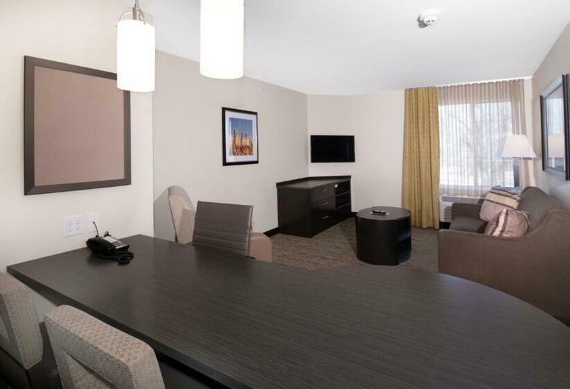 Люкс Кровать Кинг, Candlewood Suites Enid, An Ihg