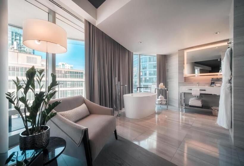 스탠다드 룸 킹사이즈 침대, Paradox Hotel Vancouver