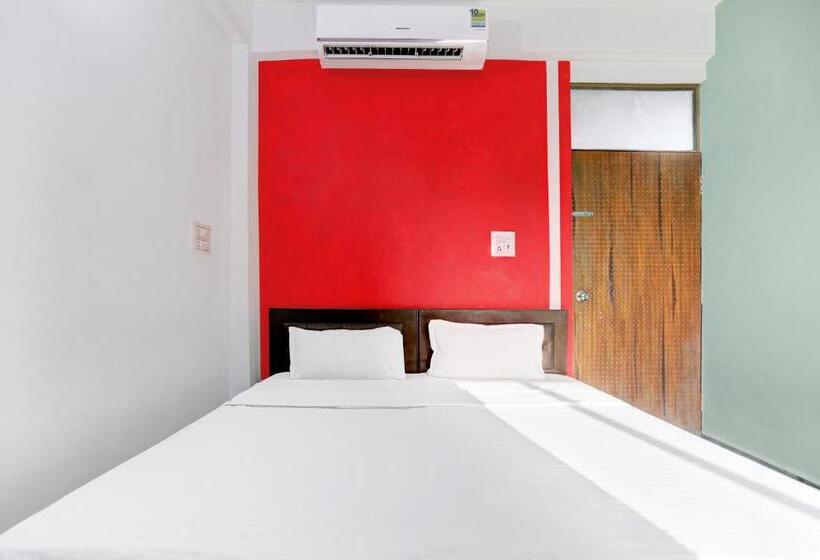 Трехместный Номер Классика, Oyo T Heritage Hotel And Restaurant