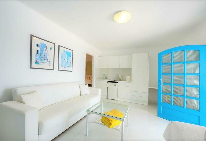 דירת חדר נוף לים, Adikri Villas & Suites