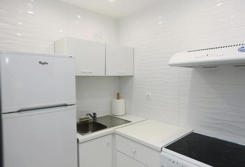 דירת חדר, Adikri Villas & Suites