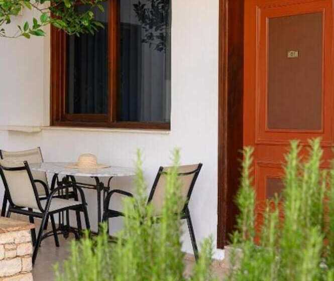 침실 1개 가든 전망 아파트, Anthos Apartments