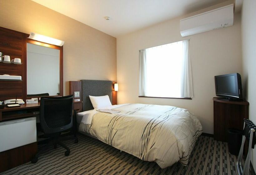 اتاق استاندارد یک نفره, Fukui Manten Hotel Ekimae
