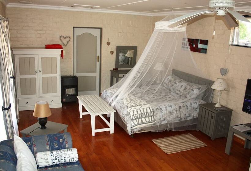 Студио Стандарт Вид на Сад, Cloverleigh Guest House