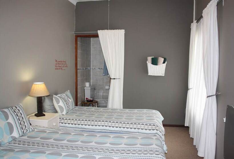 Апартаменты 2 Спальни, Cloverleigh Guest House