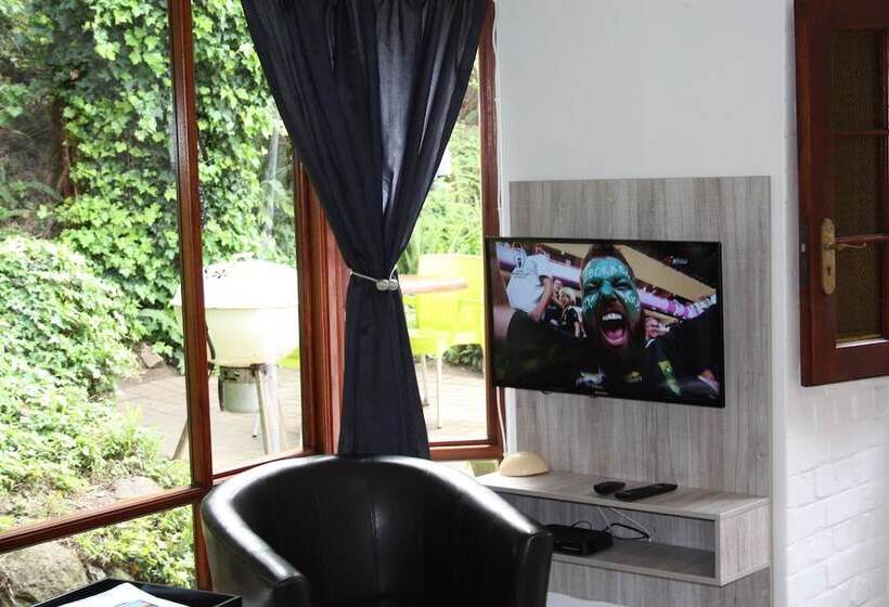 Номер Стандарт, Cloverleigh Guest House