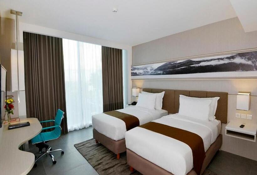 Номер Deluxe, Swiss Belhotel Jambi