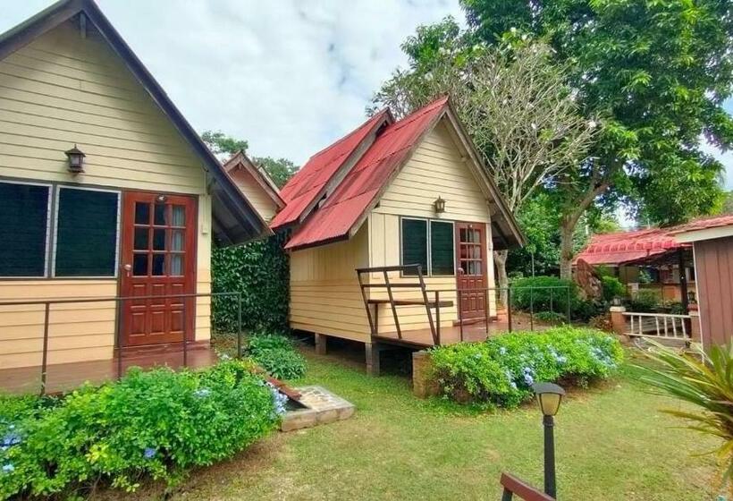Бунгало Стандарт Вид на Море, Lake Hill Resort Kanchanaburi