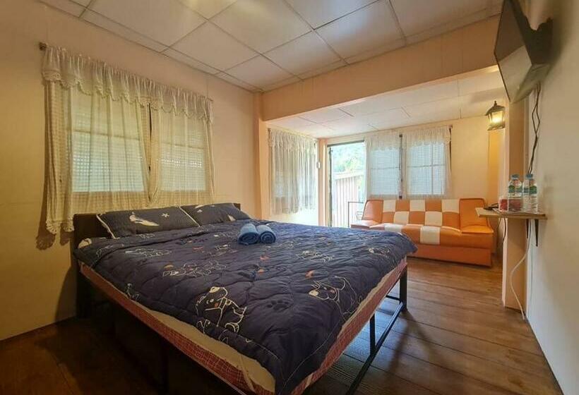 Бунгало Стандарт Вид на Море, Lake Hill Resort Kanchanaburi
