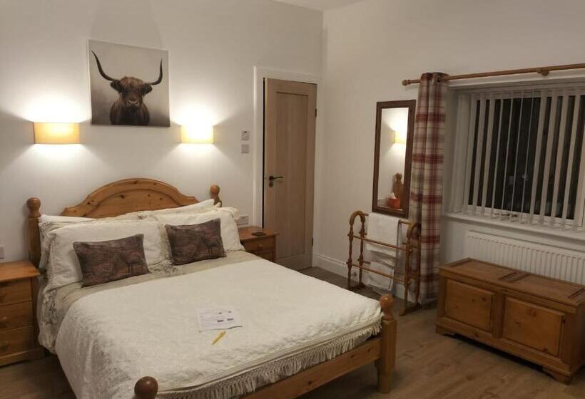 Семейный Номер, Atherstone Guest House
