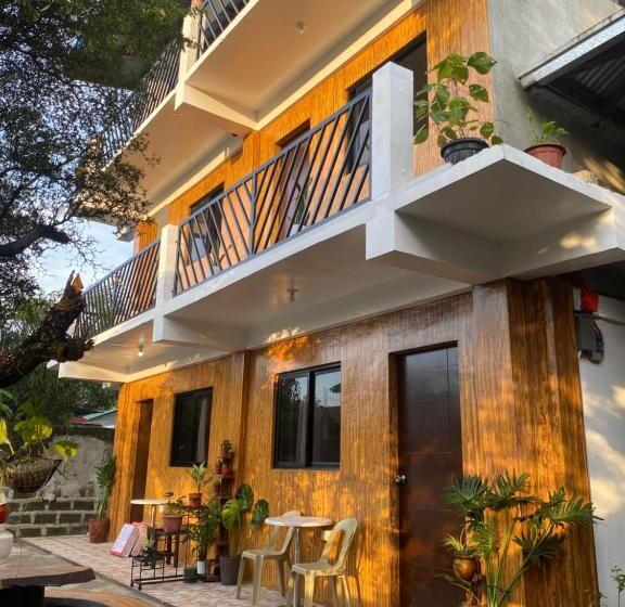 Номер Стандарт с Балконом, Traditional Filipino Home Near 100 Islands Wharf