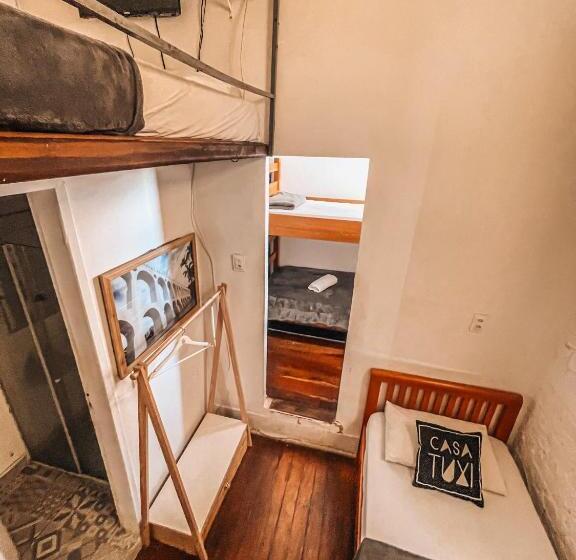 اتاق استاندارد چهار تخته, Casa Tuxi