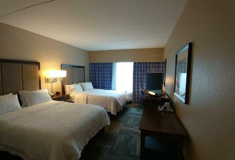 适合残疾人使用的标准间, Hampton Inn Lexington Medical Center