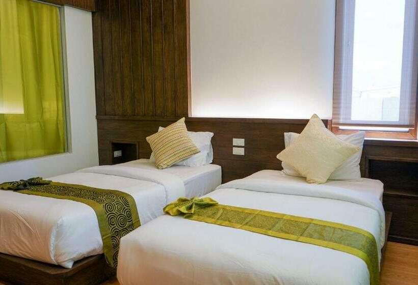 デラックスルーム, Risasinee Spa & Resort