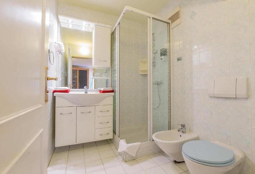 Номер Стандарт Индивидуальный, Familien Hotel Krainz