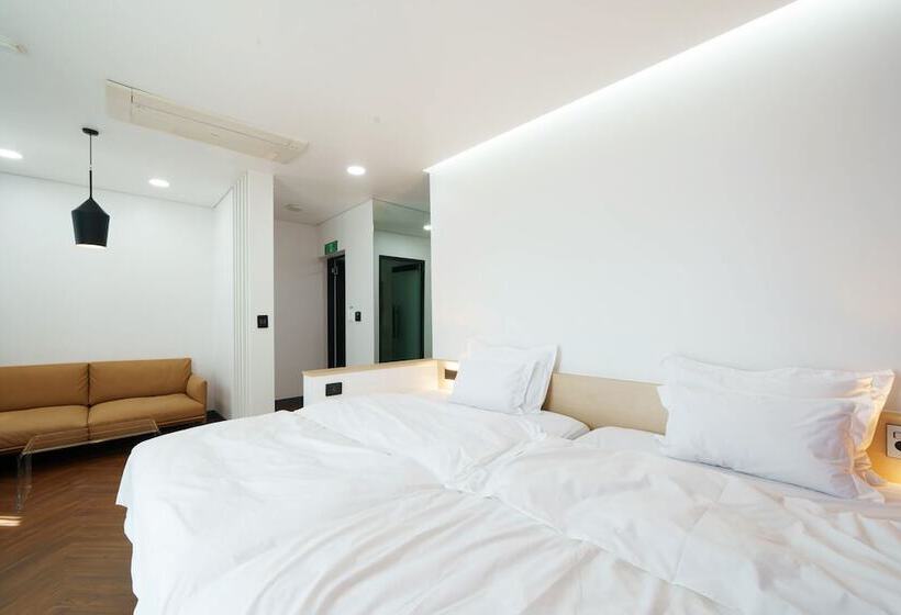 Номер Deluxe, Boutique Hotel Wine