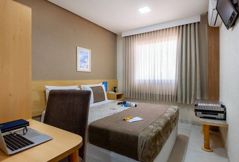 اتاق استاندارد با تخت دوبل, Olympia