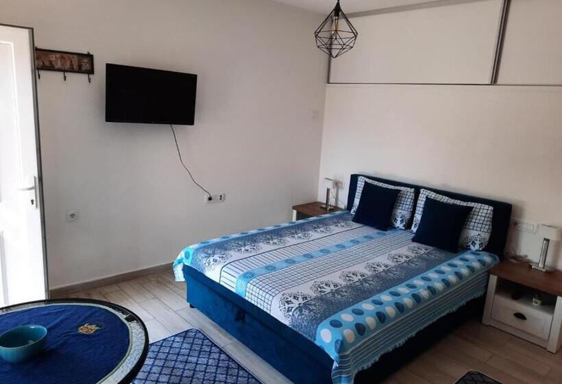 سوئیت با تخت بزرگ, Casa Calda Apartments