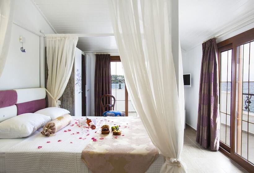 Люкс Вид на Море, Uzum Iskelesi Butik Otel