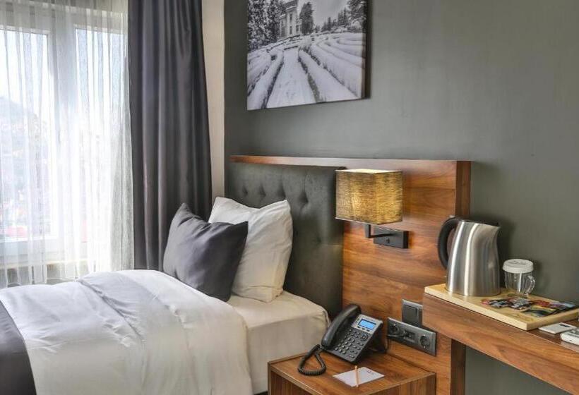 Семейный Номер, Azra Suite Otel