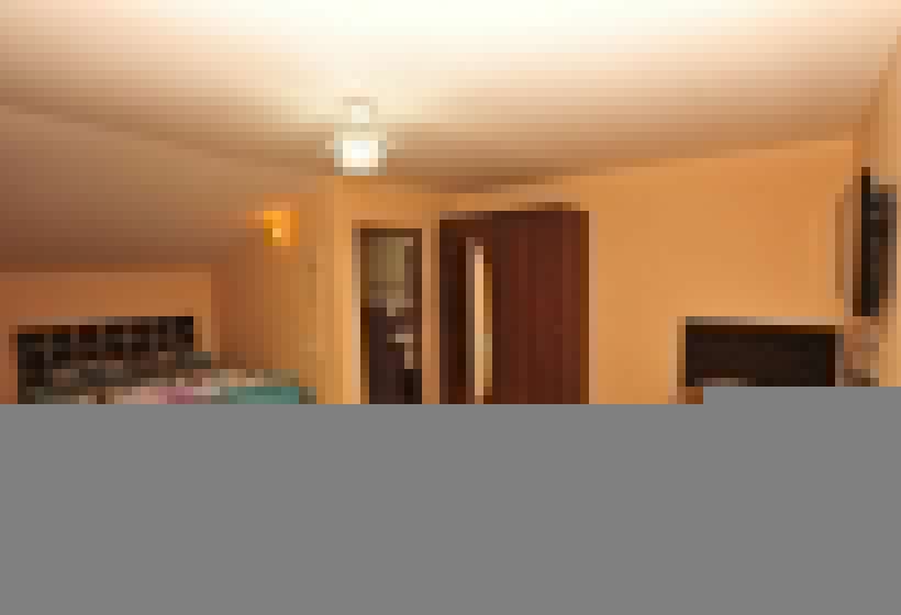 סוויטה, Cam Motel