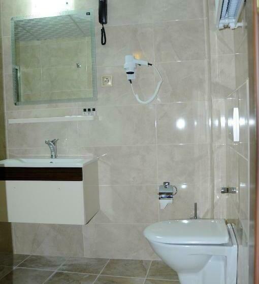 اتاق استاندارد, Mesnevi