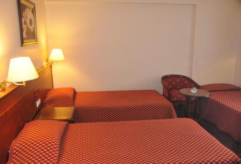 Standard Triple Room, Ozilhan