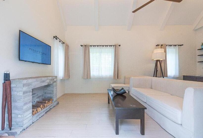 Вилла с 1 спальней и бассейном, Peggy S Cove Resort