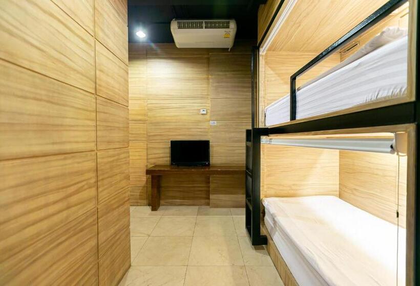 패밀리 룸, The Bedrooms Hostel Pattaya