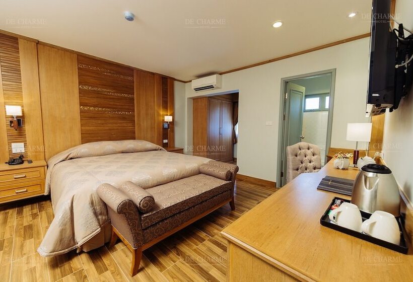 سوییت لوکس, Decharme Hotel Sha Plus