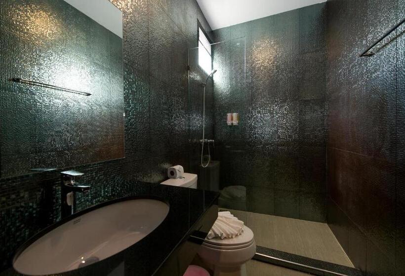 Номер Deluxe, Anchanlina Hotel   Sha Plus