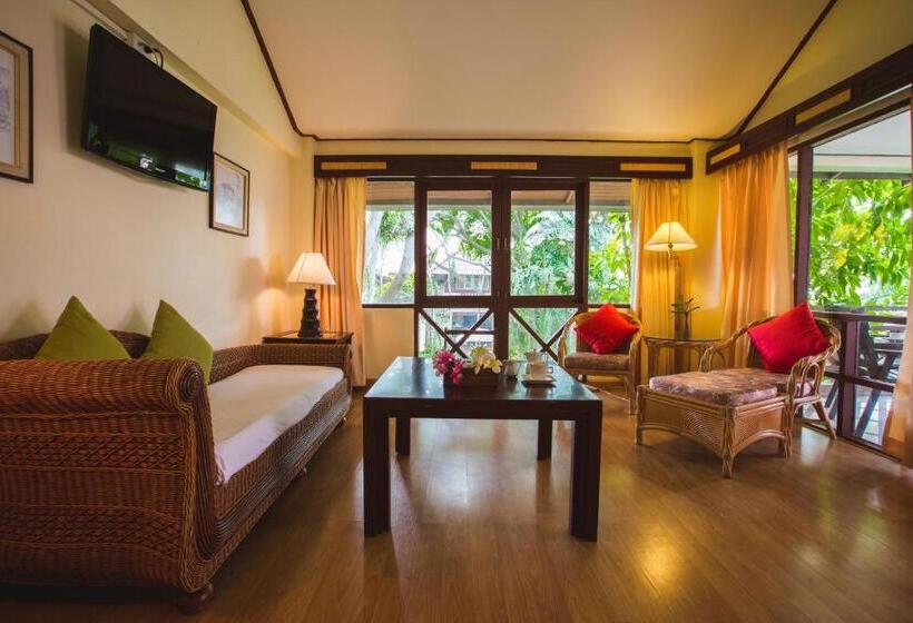 Полулюкс, Natural Park Resort Pattaya