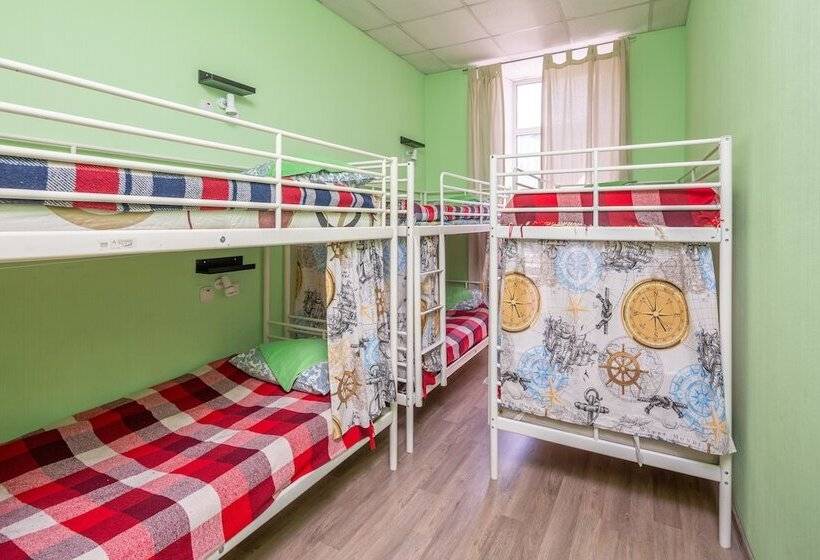 공동 객실, Bugrov Hostel