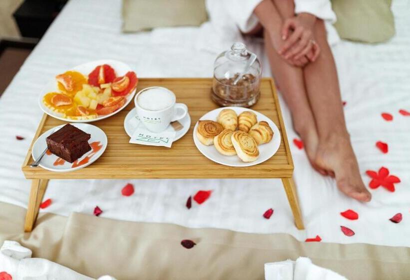اتاق خانوادگی, Garni Hotel Zen