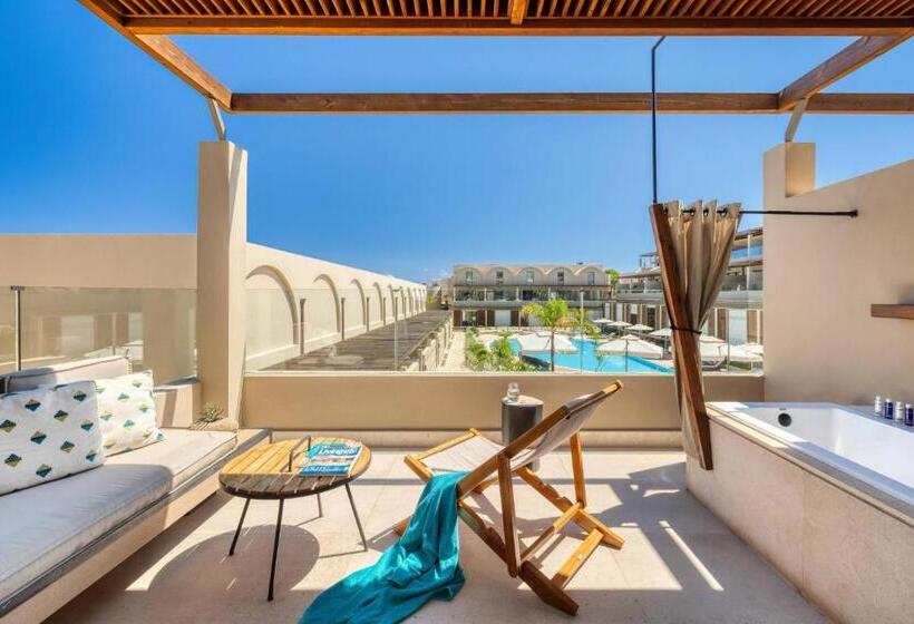 Номер Стандарт Вид на Бассейн, Domes Noruz Chania, Autograph Collection  Adults Only