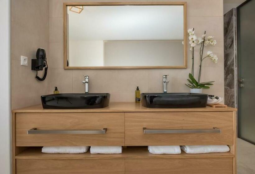 Президентский Люкс, Lilium Luxury Suites